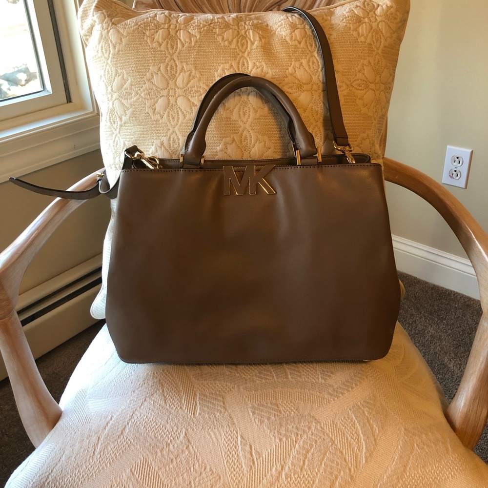 Micheal Kors Top Handle bag